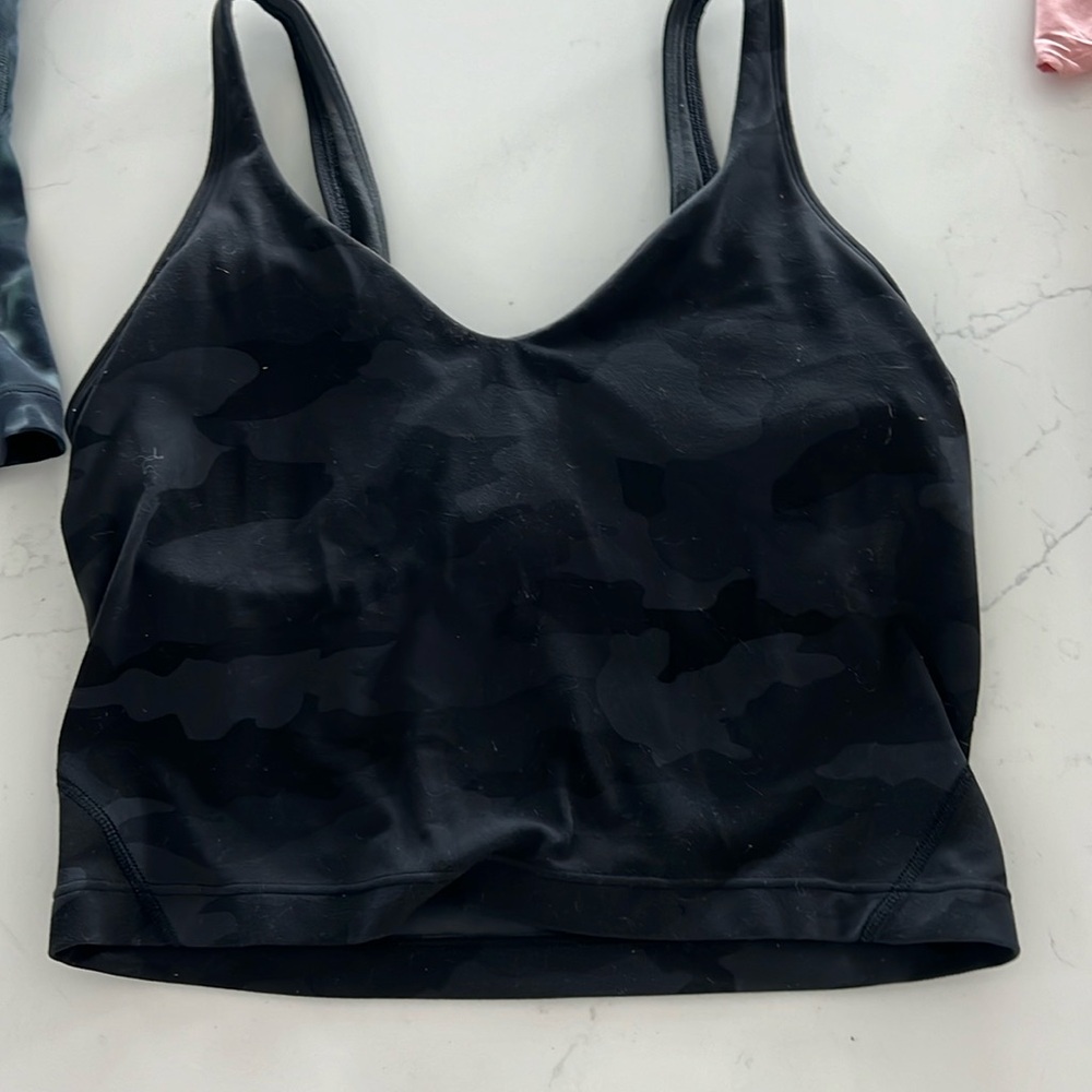 Lululemon top